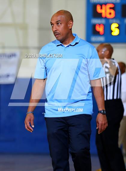Thumbnail 2 in Lynwood vs. Compton (CIF SS Playoffs) photogallery.