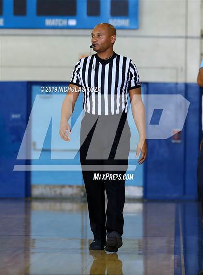 Thumbnail 2 in Lynwood vs. Compton (CIF SS Playoffs) photogallery.