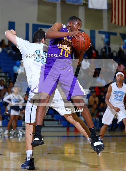 Thumbnail 1 in Lynwood vs. Compton (CIF SS Playoffs) photogallery.