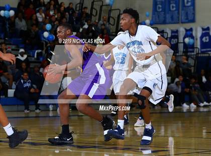Thumbnail 2 in Lynwood vs. Compton (CIF SS Playoffs) photogallery.