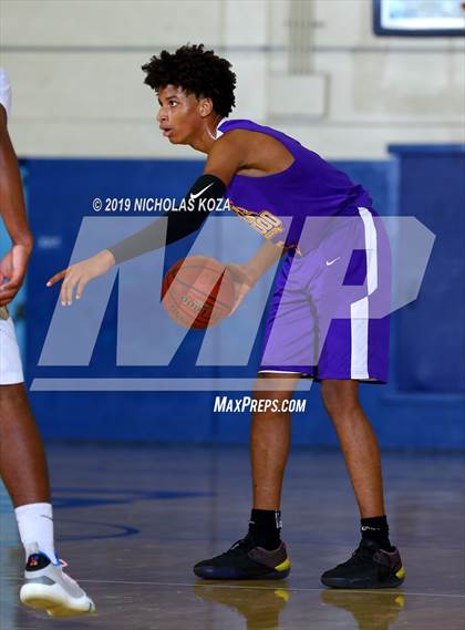 Thumbnail 2 in Lynwood vs. Compton (CIF SS Playoffs) photogallery.