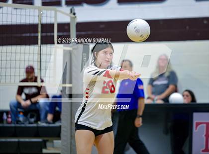 Thumbnail 3 in West Blocton @ Thorsby photogallery.