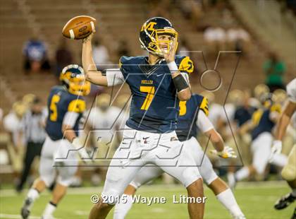 Thumbnail 2 in Indianapolis Cathedral vs Moeller (Skyline Chili Crosstown Showdown) photogallery.