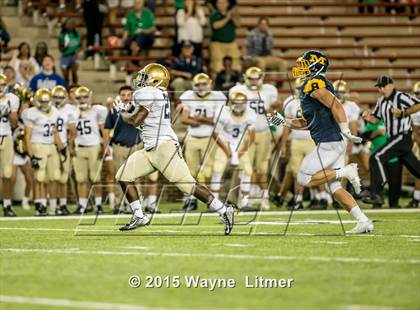 Thumbnail 3 in Indianapolis Cathedral vs Moeller (Skyline Chili Crosstown Showdown) photogallery.