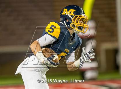 Thumbnail 3 in Indianapolis Cathedral vs Moeller (Skyline Chili Crosstown Showdown) photogallery.