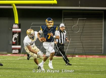 Thumbnail 3 in Indianapolis Cathedral vs Moeller (Skyline Chili Crosstown Showdown) photogallery.