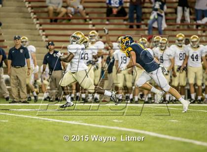 Thumbnail 2 in Indianapolis Cathedral vs Moeller (Skyline Chili Crosstown Showdown) photogallery.