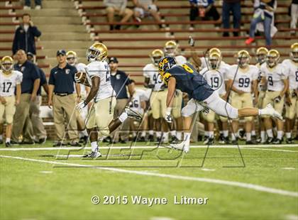 Thumbnail 3 in Indianapolis Cathedral vs Moeller (Skyline Chili Crosstown Showdown) photogallery.