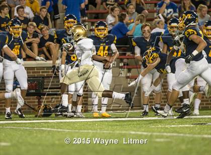 Thumbnail 2 in Indianapolis Cathedral vs Moeller (Skyline Chili Crosstown Showdown) photogallery.