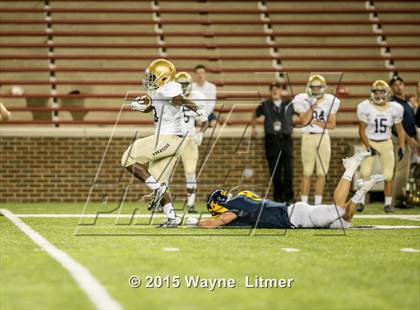 Thumbnail 3 in Indianapolis Cathedral vs Moeller (Skyline Chili Crosstown Showdown) photogallery.
