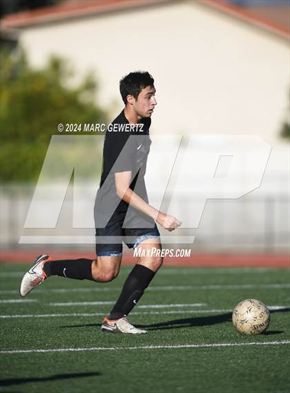 Thumbnail 1 in Foothill @ Canyon photogallery.