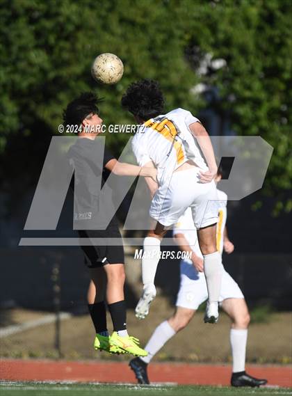 Thumbnail 2 in Foothill @ Canyon photogallery.