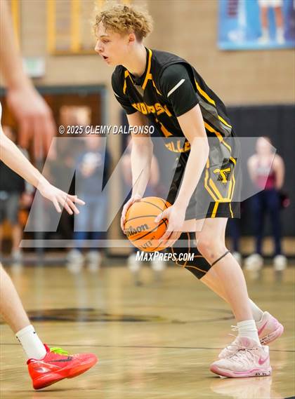 Thumbnail 2 in Thompson Valley vs Dakota Ridge (CHSAA 5A Playoffs Round 1) photogallery.