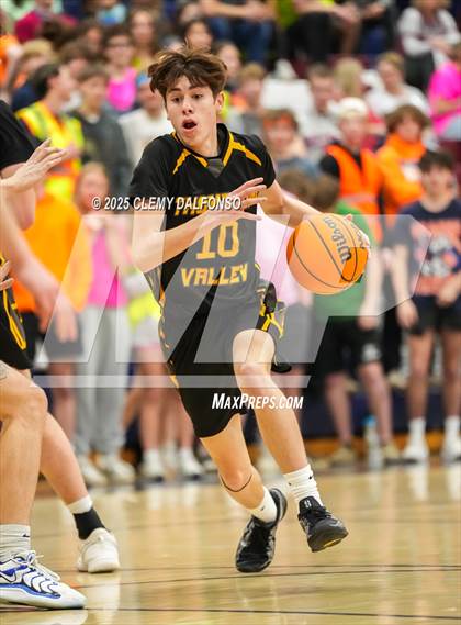 Thumbnail 2 in Thompson Valley vs Dakota Ridge (CHSAA 5A Playoffs Round 1) photogallery.