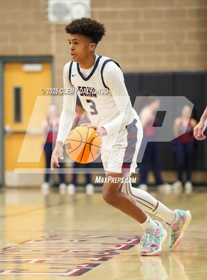 Thumbnail 3 in Thompson Valley vs Dakota Ridge (CHSAA 5A Playoffs Round 1) photogallery.