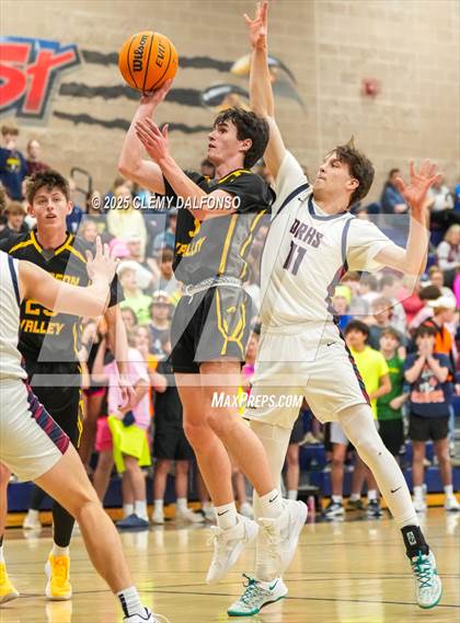 Thumbnail 1 in Thompson Valley vs Dakota Ridge (CHSAA 5A Playoffs Round 1) photogallery.