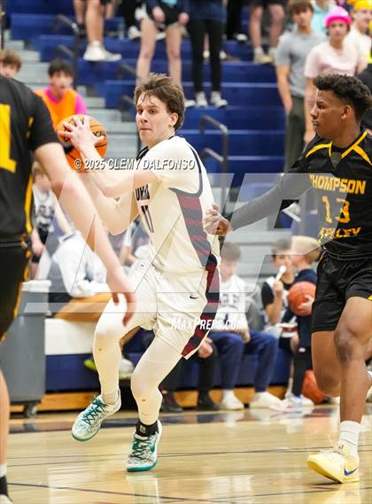 Thumbnail 2 in Thompson Valley vs Dakota Ridge (CHSAA 5A Playoffs Round 1) photogallery.