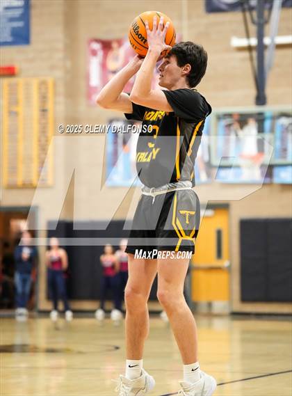 Thumbnail 2 in Thompson Valley vs Dakota Ridge (CHSAA 5A Playoffs Round 1) photogallery.