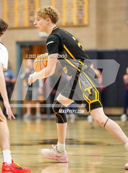Thumbnail 3 in Thompson Valley vs Dakota Ridge (CHSAA 5A Playoffs Round 1) photogallery.