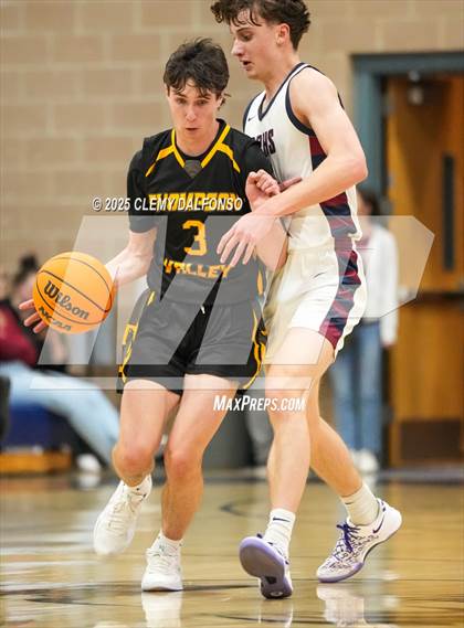 Thumbnail 1 in Thompson Valley vs Dakota Ridge (CHSAA 5A Playoffs Round 1) photogallery.