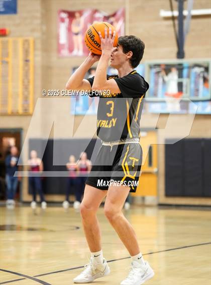 Thumbnail 1 in Thompson Valley vs Dakota Ridge (CHSAA 5A Playoffs Round 1) photogallery.