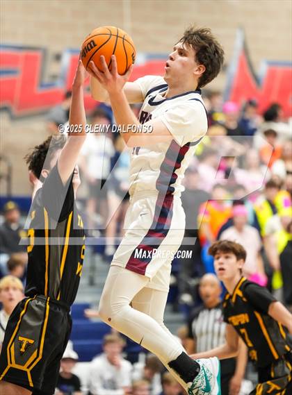 Thumbnail 1 in Thompson Valley vs Dakota Ridge (CHSAA 5A Playoffs Round 1) photogallery.