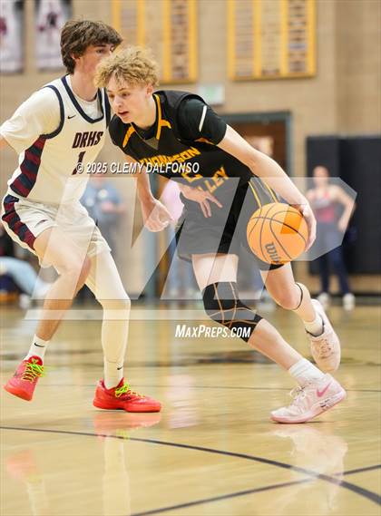 Thumbnail 1 in Thompson Valley vs Dakota Ridge (CHSAA 5A Playoffs Round 1) photogallery.