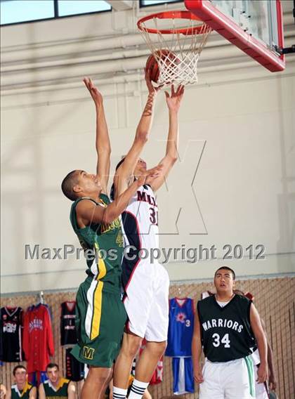 Thumbnail 3 in Moorpark vs. Miller (MaxPreps Holiday Classic) photogallery.