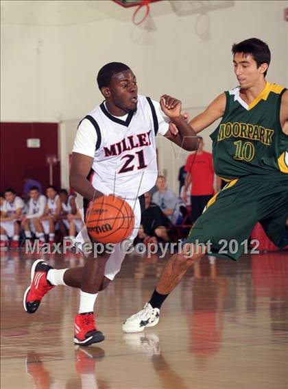 Thumbnail 1 in Moorpark vs. Miller (MaxPreps Holiday Classic) photogallery.