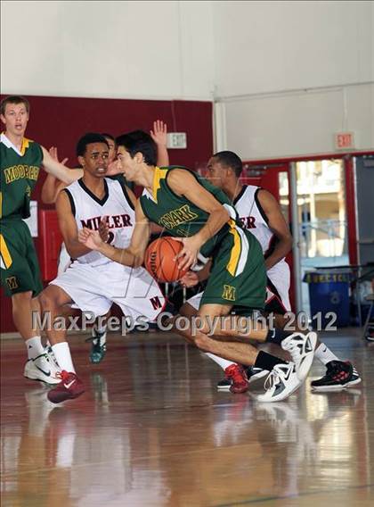 Thumbnail 2 in Moorpark vs. Miller (MaxPreps Holiday Classic) photogallery.
