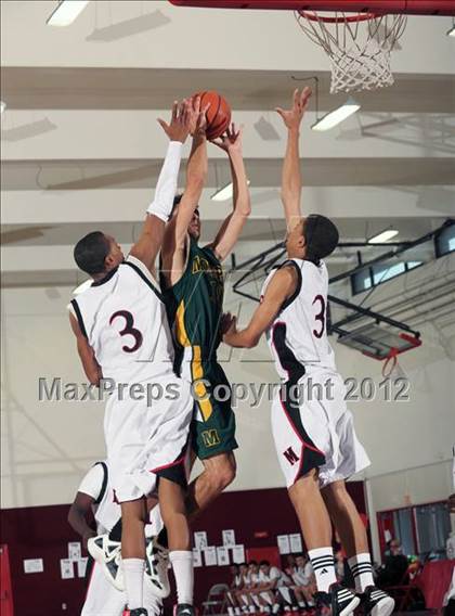 Thumbnail 3 in Moorpark vs. Miller (MaxPreps Holiday Classic) photogallery.