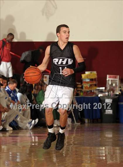 Thumbnail 1 in Moorpark vs. Miller (MaxPreps Holiday Classic) photogallery.