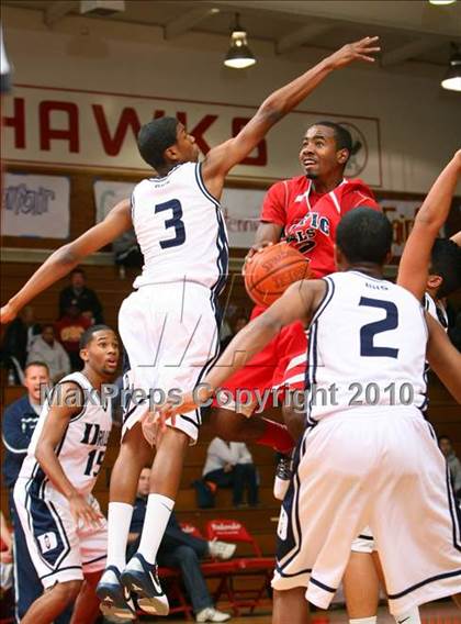 Thumbnail 3 in Pacific Hills vs. Bakersfield (Pacific Shores Tournament) photogallery.