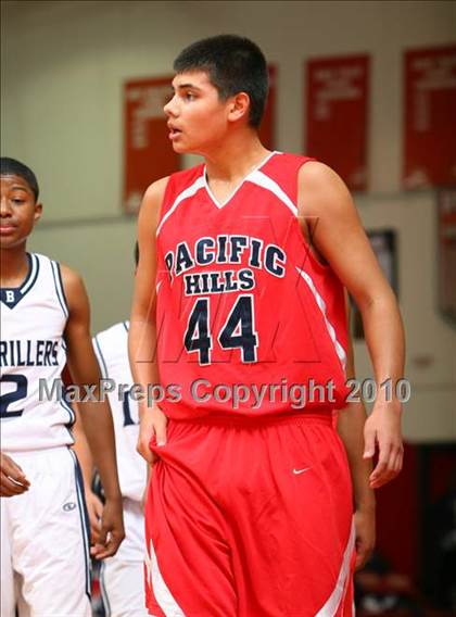 Thumbnail 2 in Pacific Hills vs. Bakersfield (Pacific Shores Tournament) photogallery.