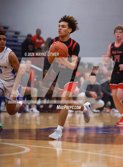 Thumbnail 2 in JV: Holy Cross vs Covington Catholic photogallery.