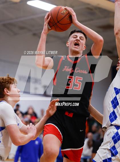 Thumbnail 2 in JV: Holy Cross vs Covington Catholic photogallery.