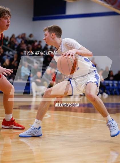 Thumbnail 3 in JV: Holy Cross vs Covington Catholic photogallery.