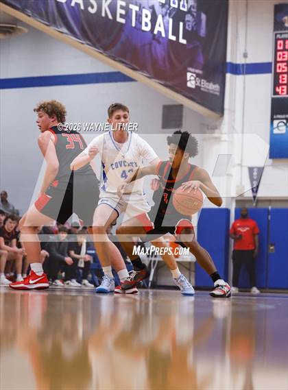 Thumbnail 1 in JV: Holy Cross vs Covington Catholic photogallery.