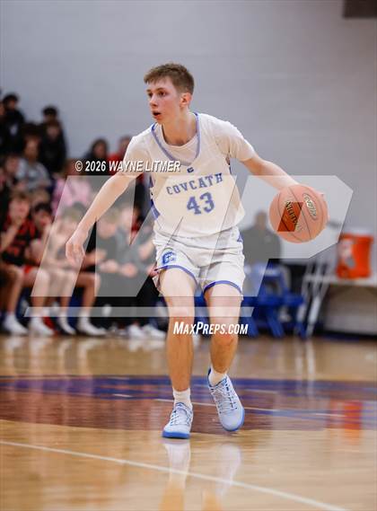 Thumbnail 2 in JV: Holy Cross vs Covington Catholic photogallery.