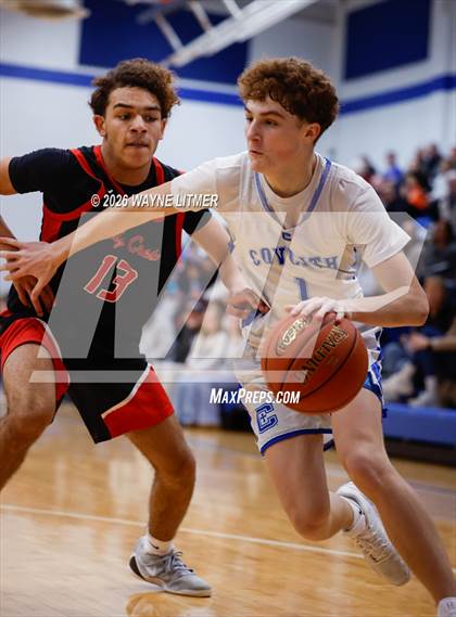 Thumbnail 3 in JV: Holy Cross vs Covington Catholic photogallery.