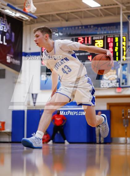 Thumbnail 1 in JV: Holy Cross vs Covington Catholic photogallery.