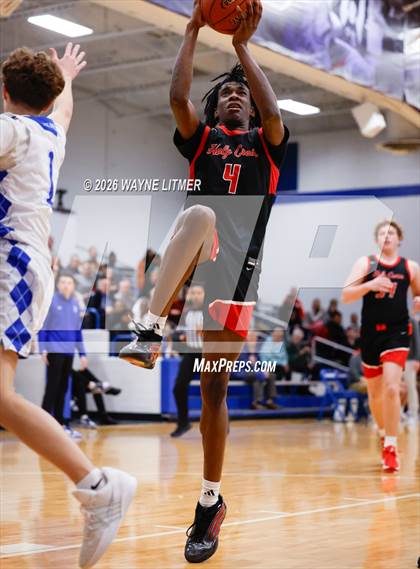Thumbnail 1 in JV: Holy Cross vs Covington Catholic photogallery.