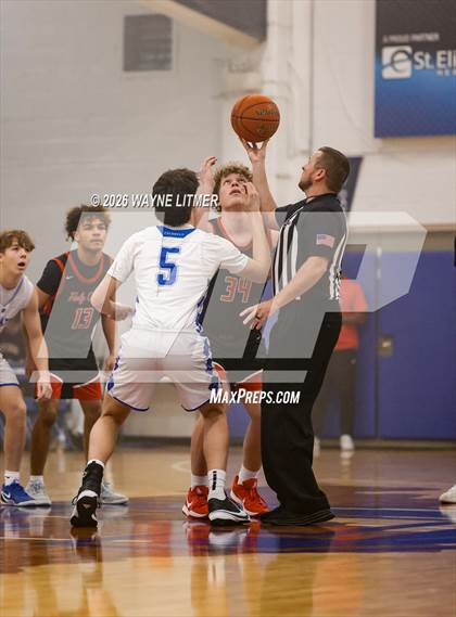 Thumbnail 3 in JV: Holy Cross vs Covington Catholic photogallery.