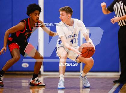 Thumbnail 1 in JV: Holy Cross vs Covington Catholic photogallery.