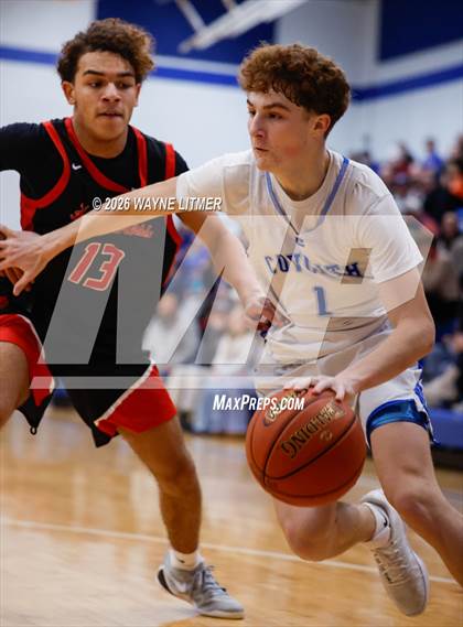 Thumbnail 1 in JV: Holy Cross vs Covington Catholic photogallery.