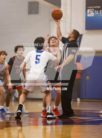 Thumbnail 2 in JV: Holy Cross vs Covington Catholic photogallery.