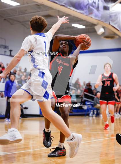Thumbnail 2 in JV: Holy Cross vs Covington Catholic photogallery.