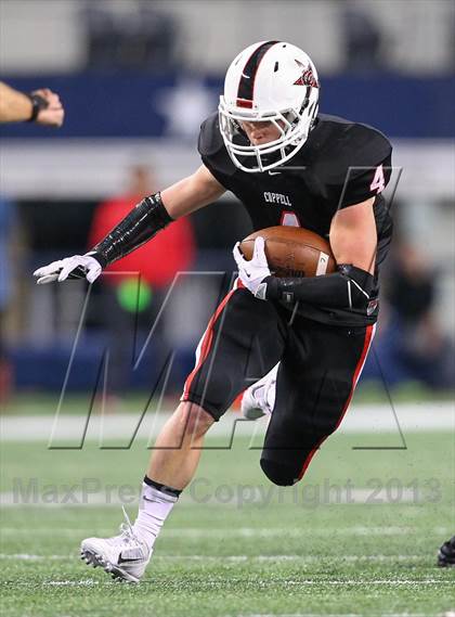 Thumbnail 3 in Coppell vs. DeSoto (UIL 5A Division 1 Region 1 Area Playoff) photogallery.