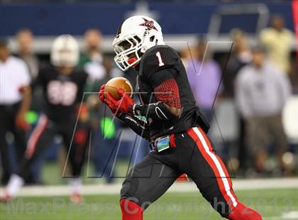 Thumbnail 2 in Coppell vs. DeSoto (UIL 5A Division 1 Region 1 Area Playoff) photogallery.