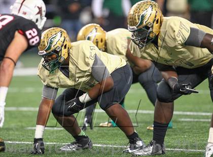 Thumbnail 2 in Coppell vs. DeSoto (UIL 5A Division 1 Region 1 Area Playoff) photogallery.